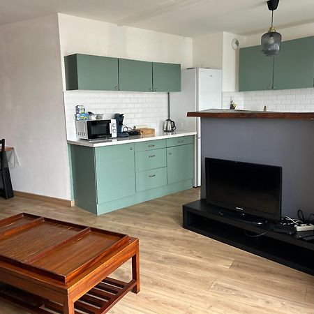 2 Bedroom Apartment + Parking サン＝ドニ エクステリア 写真