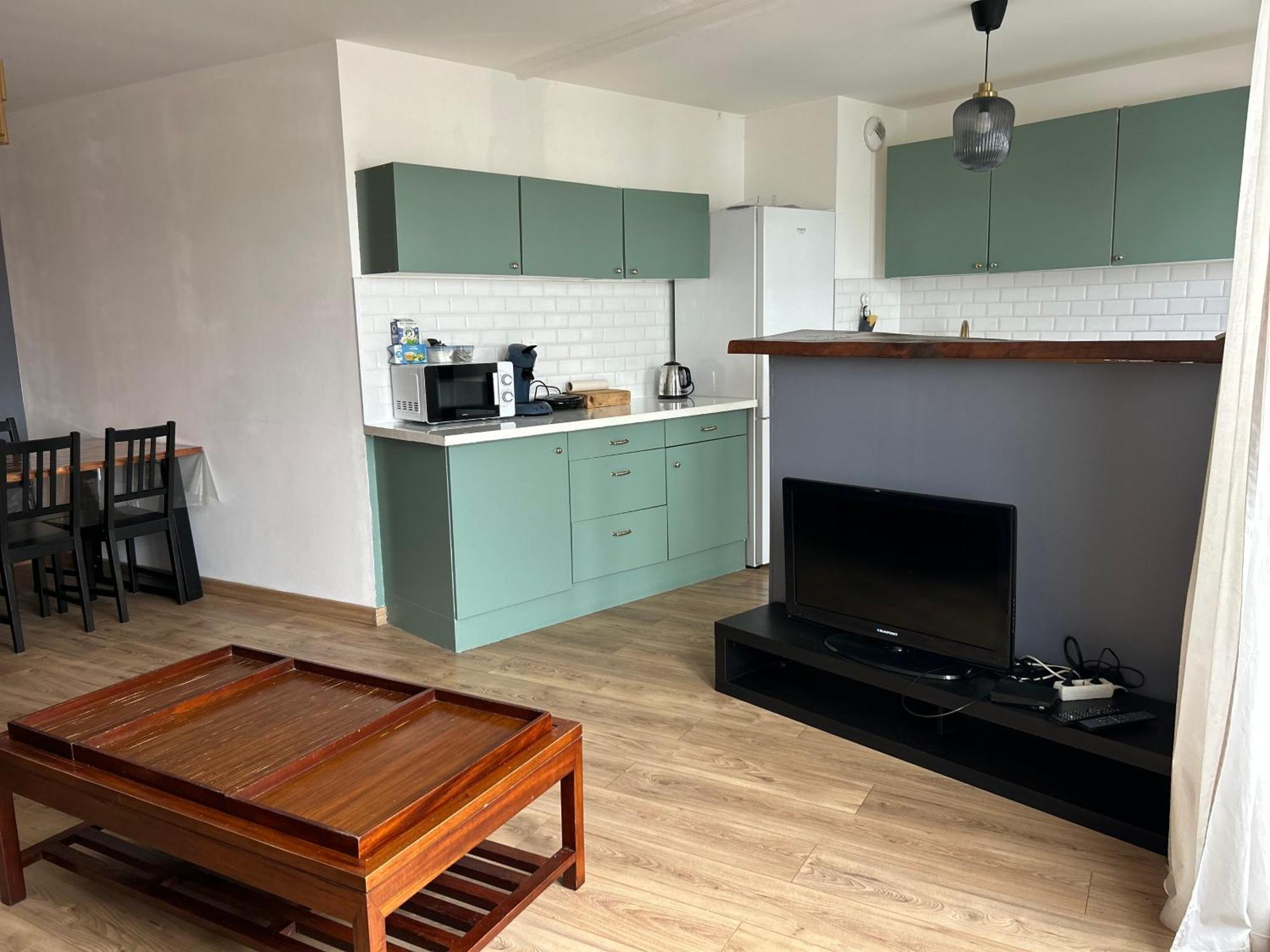 2 Bedroom Apartment + Parking サン＝ドニ エクステリア 写真